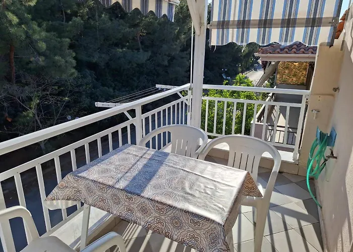 Apartment Sammys Nea Poteidaia